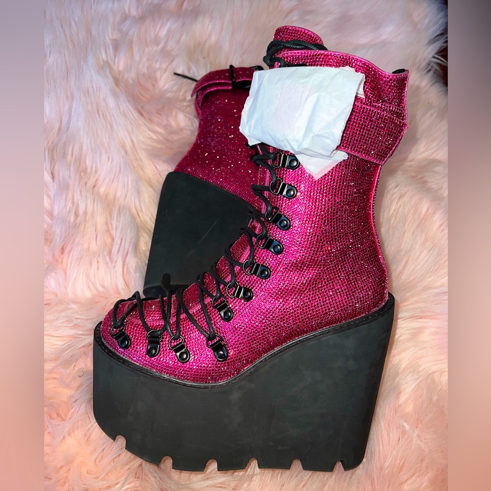 Dolls Kill platform shoes